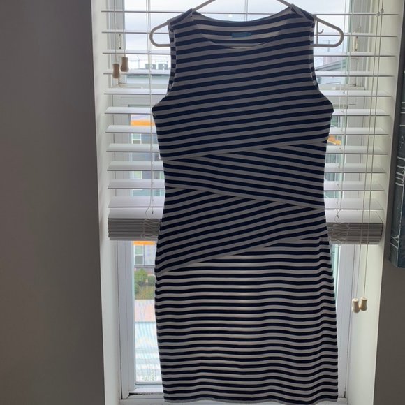 J.McLaughlin Navy/White Dress XS - Picture 2 of 3